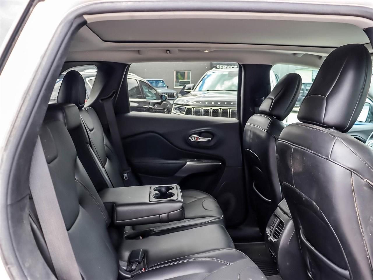 2019 Jeep Cherokee Limited 4X4 Photo