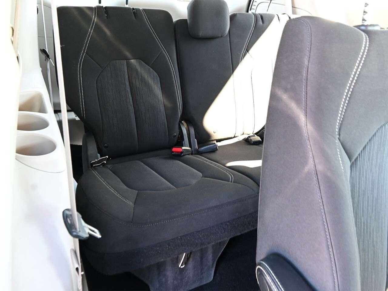 2020 Chrysler Pacifica L FWD Photo