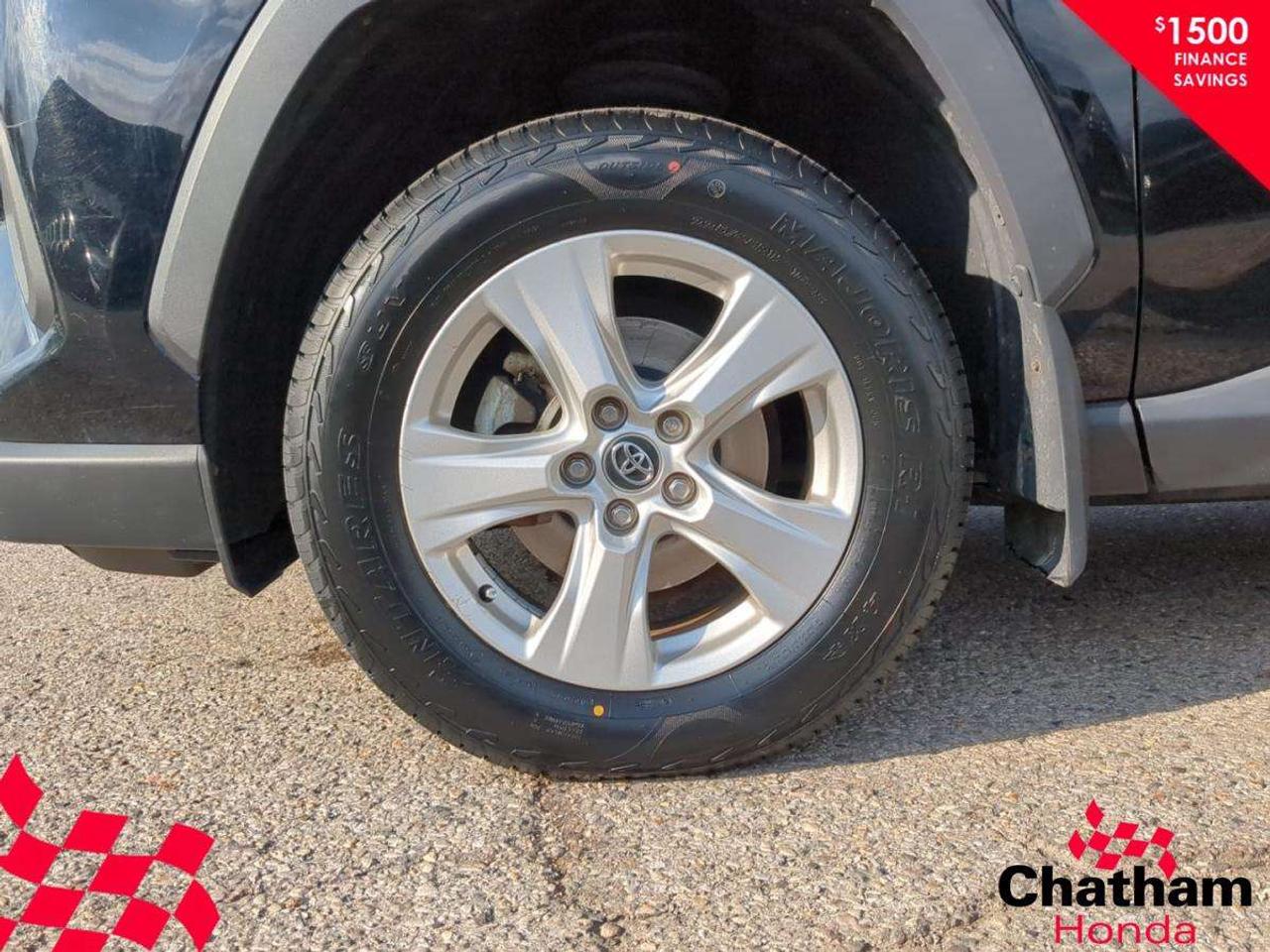 2019 Toyota RAV4 AWD LE - New Tires New Front and Rear Brakes Photo