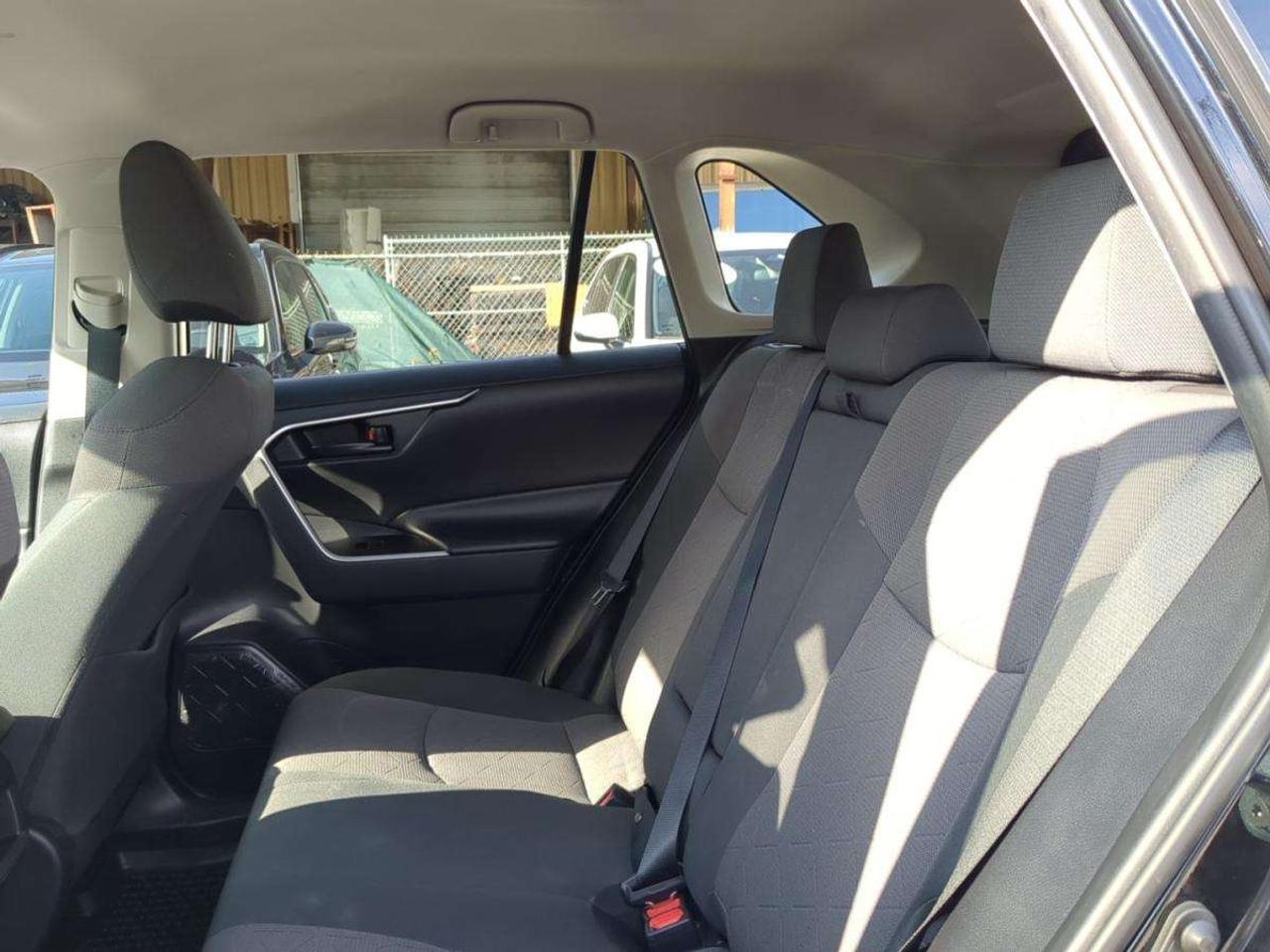 2019 Toyota RAV4 AWD LE - New Tires New Front and Rear Brakes Photo