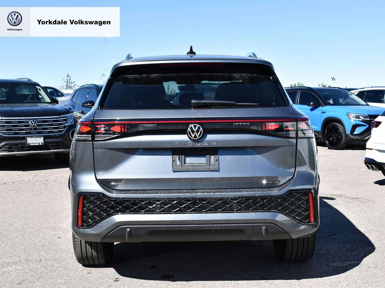 2026 Volkswagen Tiguan Highline LOW KM Photo