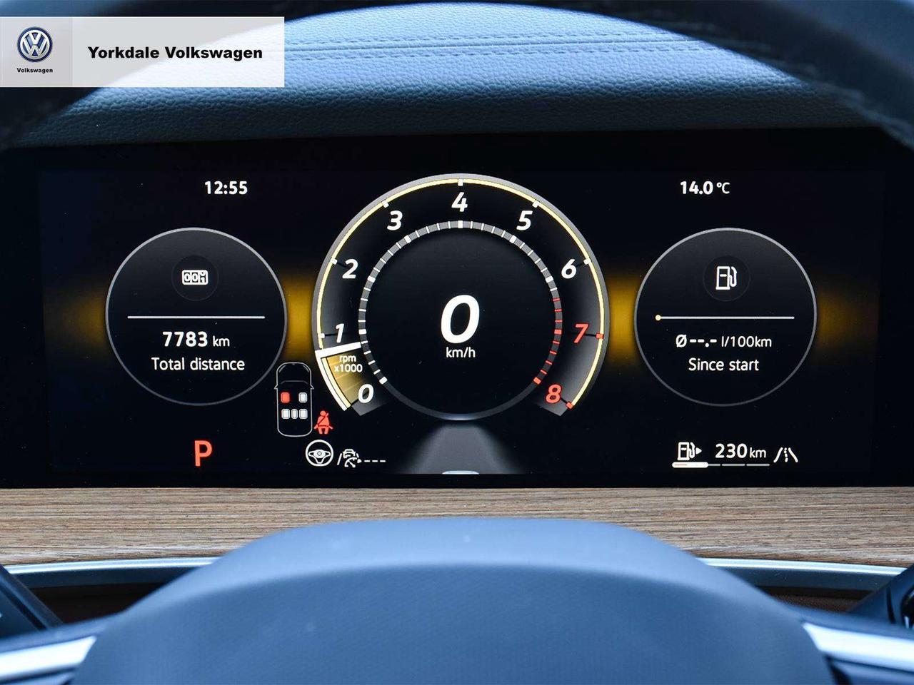 2026 Volkswagen Tiguan Highline LOW KM Photo