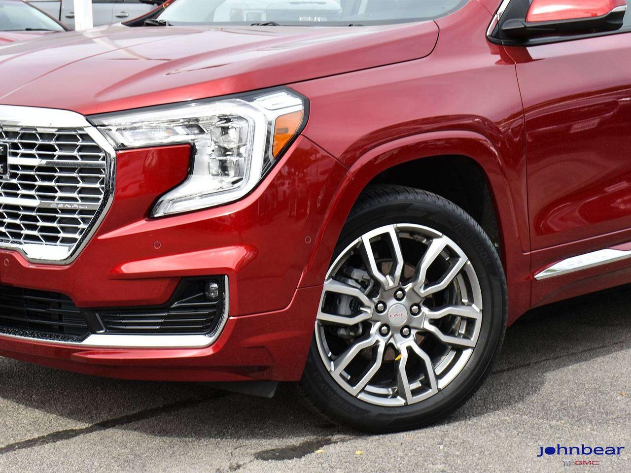 2024 GMC Terrain Denali Photo
