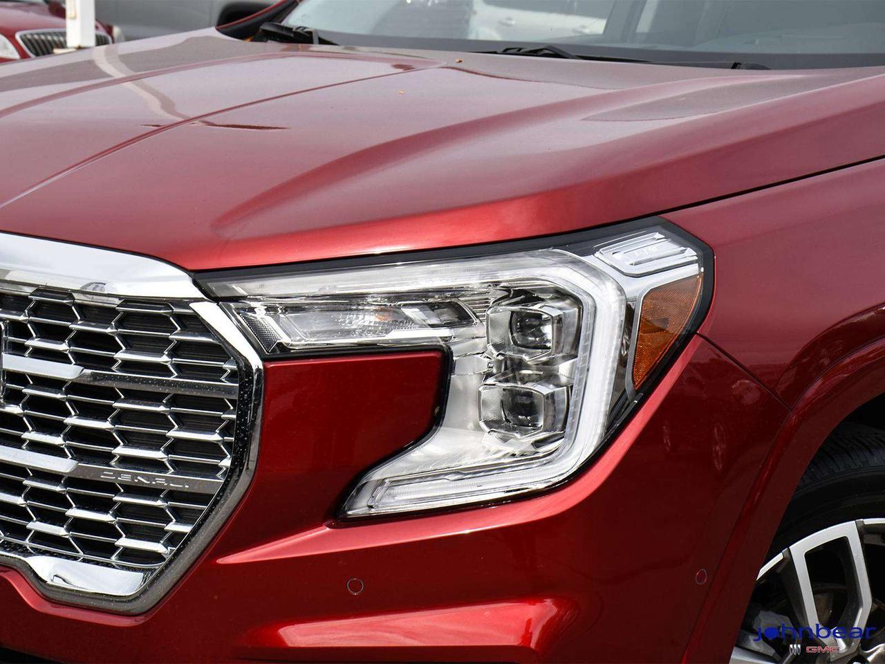 2024 GMC Terrain Denali Photo