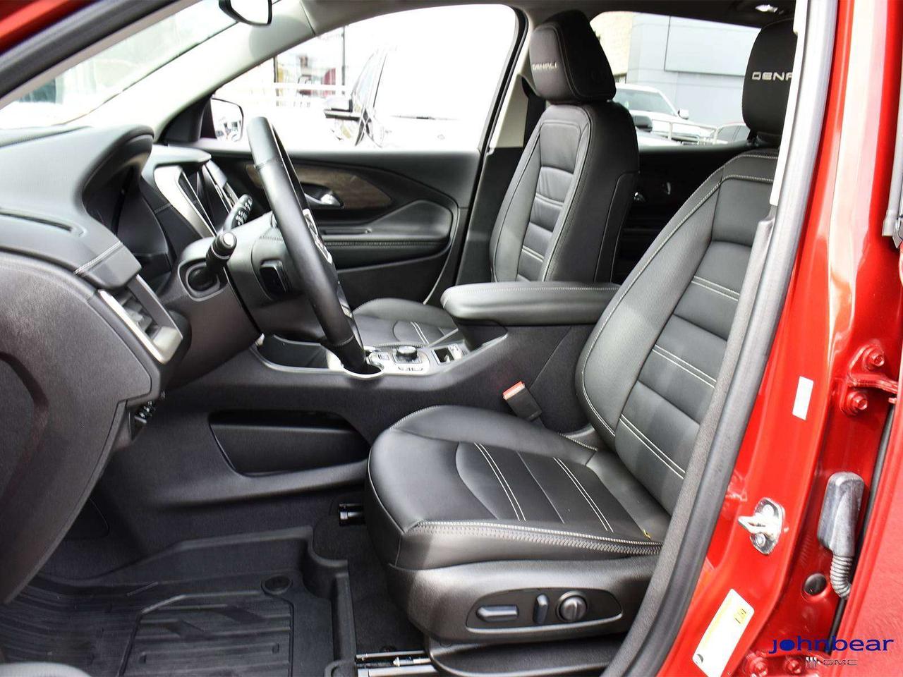 2024 GMC Terrain Denali Photo