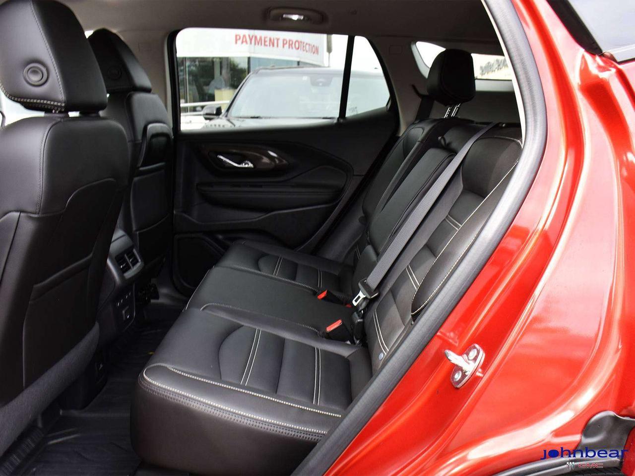 2024 GMC Terrain Denali Photo