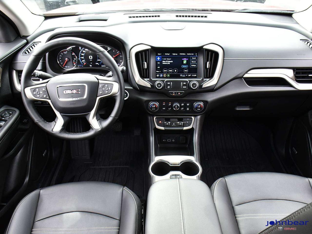 2024 GMC Terrain Denali Photo