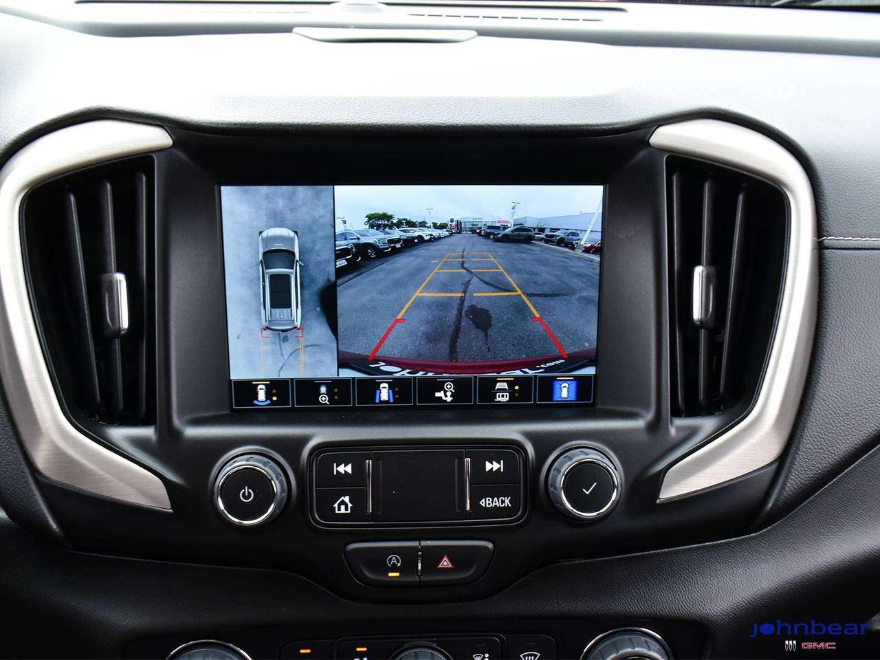 2024 GMC Terrain Denali Photo