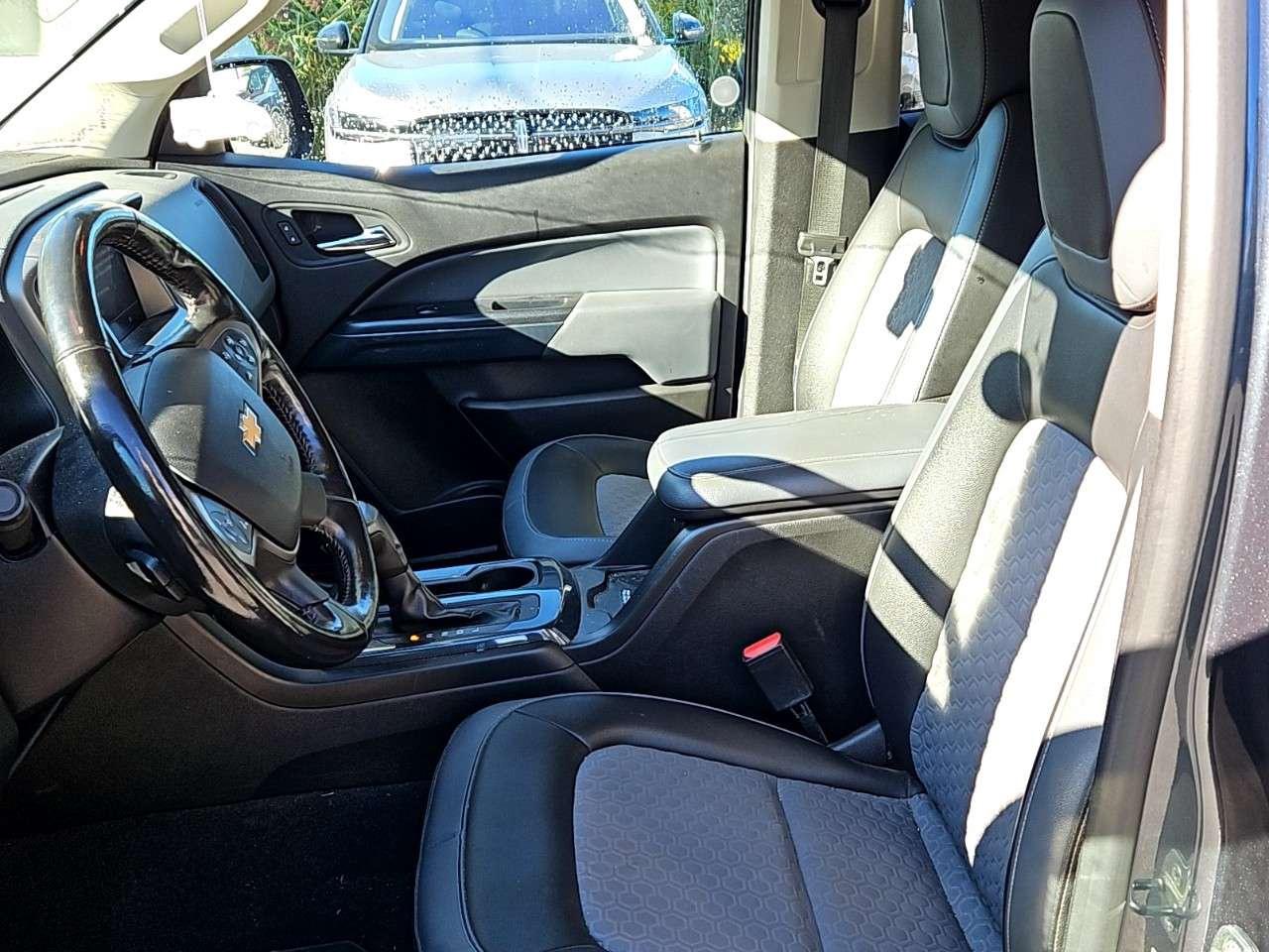 2019 Chevrolet Colorado Z71   4X4   HEAVY DUTY TOW PKG   BRAKE CONTROLLER Photo