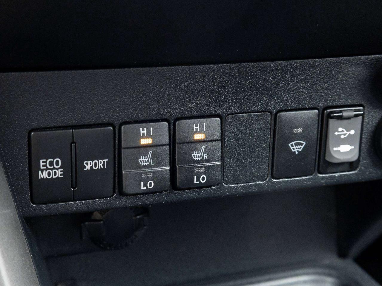 2018 Toyota RAV4 LE   TRADE IN   AS IS Photo