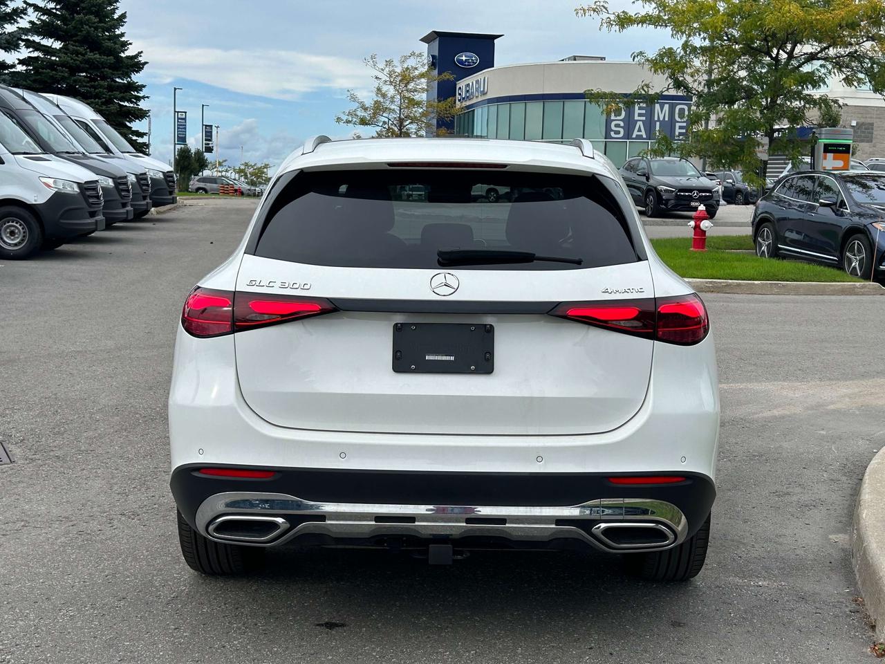 2026 Mercedes-Benz GLC 4MATIC Photo4