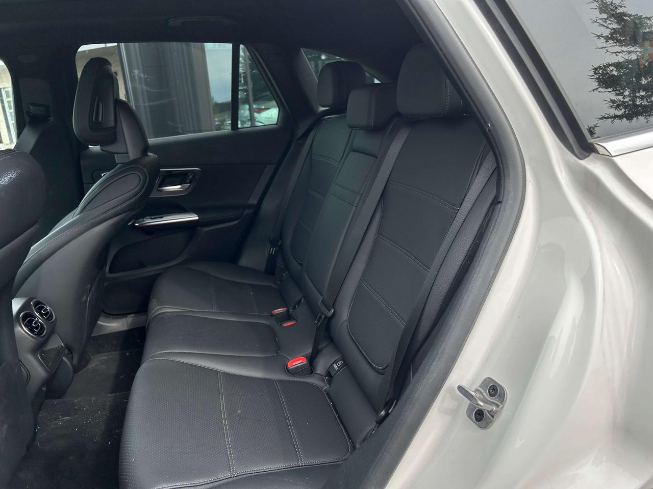 2026 Mercedes-Benz GLC 4MATIC Photo