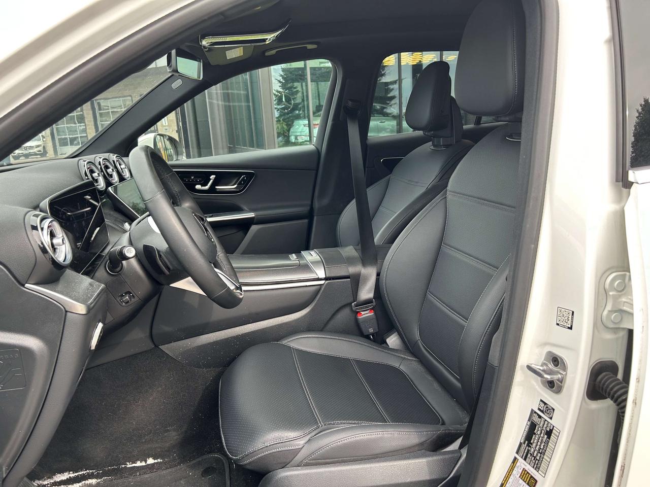 2026 Mercedes-Benz GLC 4MATIC Photo