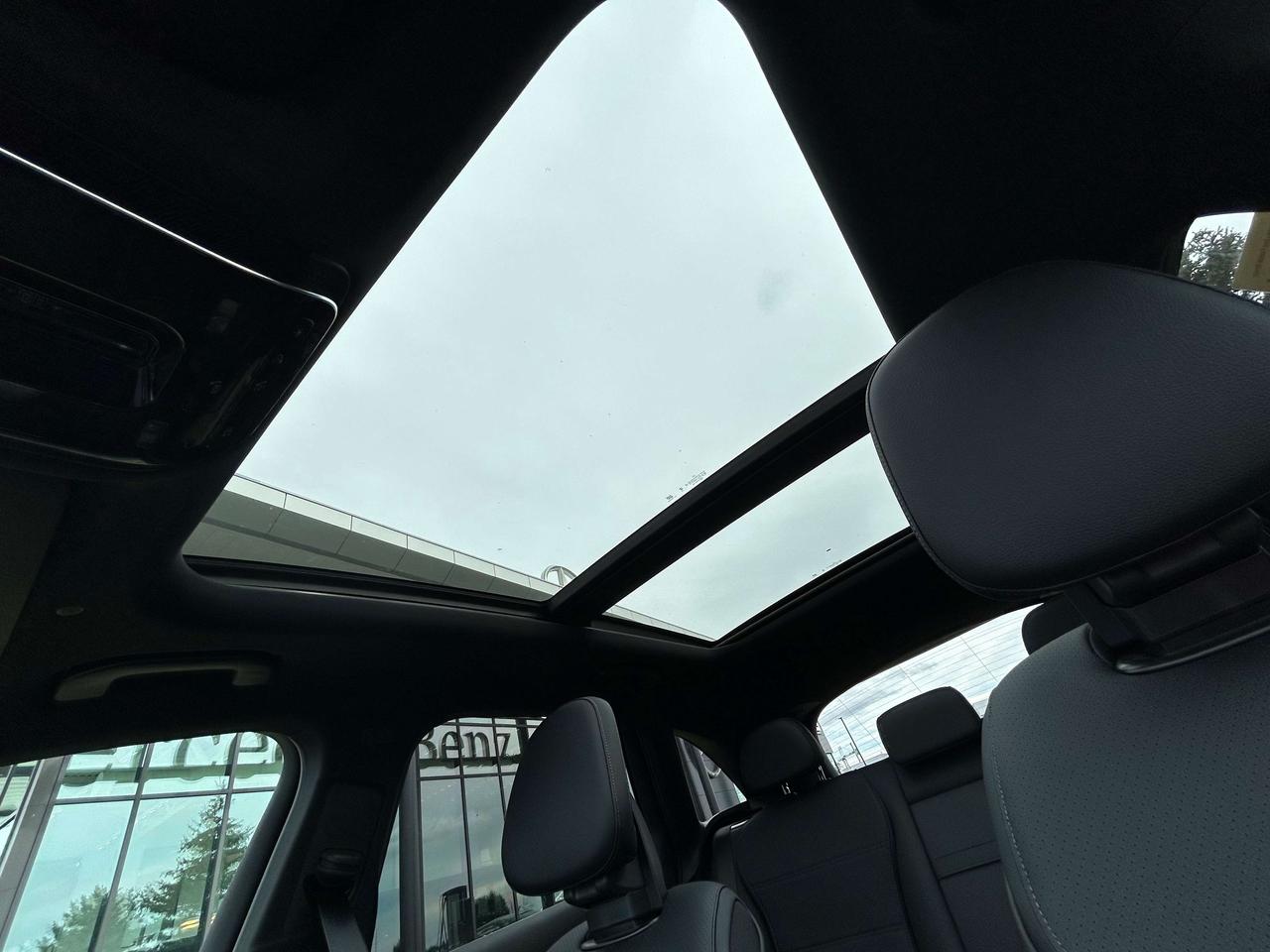 2026 Mercedes-Benz GLC 4MATIC Photo