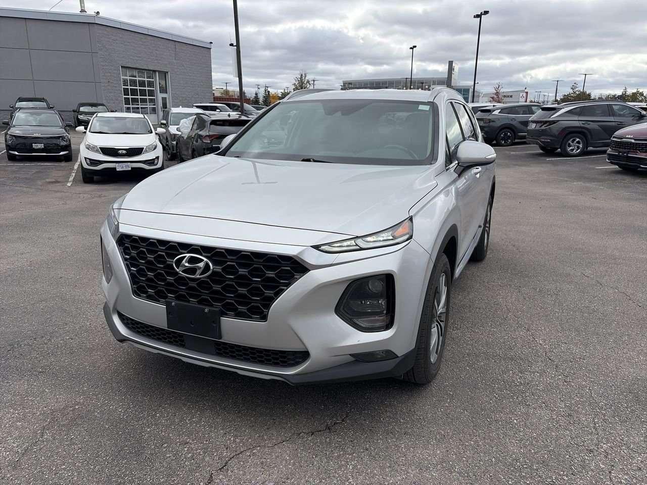 2019 Hyundai Santa Fe Preferred AWD NO ACCIDENTS   PROXIMITY KEY ENTRY   BACKUP CAM   REAR SENSORS   FORWARD COLLISION AVOIDANCE Photo