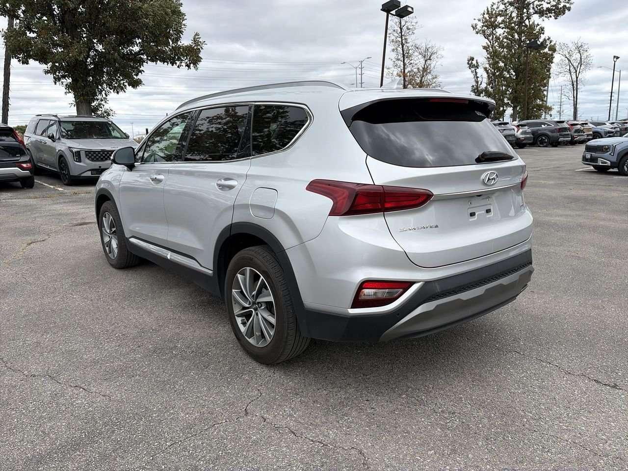 2019 Hyundai Santa Fe Preferred AWD NO ACCIDENTS   PROXIMITY KEY ENTRY   BACKUP CAM   REAR SENSORS   FORWARD COLLISION AVOIDANCE Photo