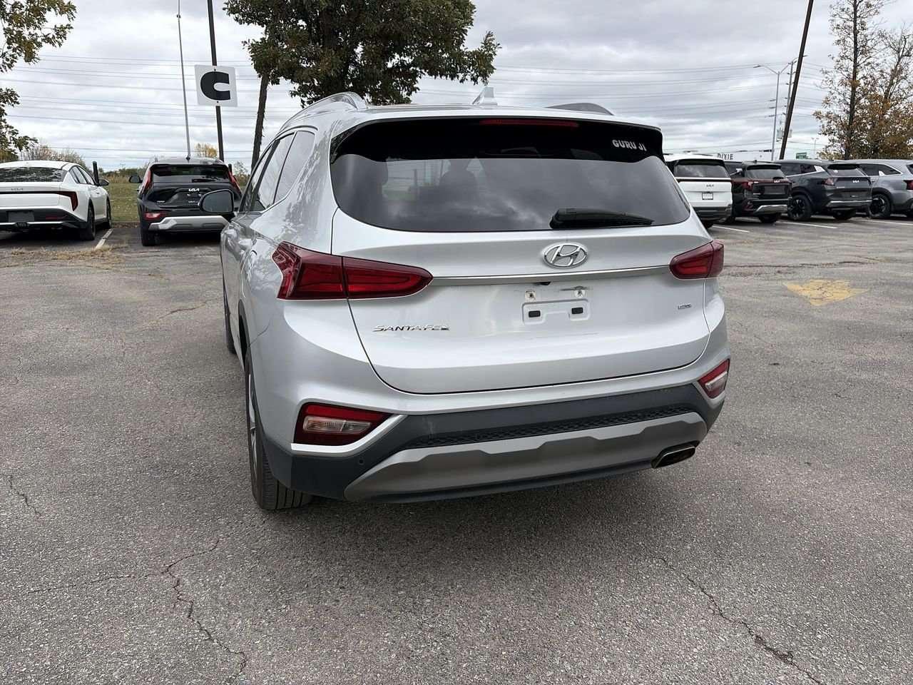 2019 Hyundai Santa Fe Preferred AWD NO ACCIDENTS   PROXIMITY KEY ENTRY   BACKUP CAM   REAR SENSORS   FORWARD COLLISION AVOIDANCE Photo