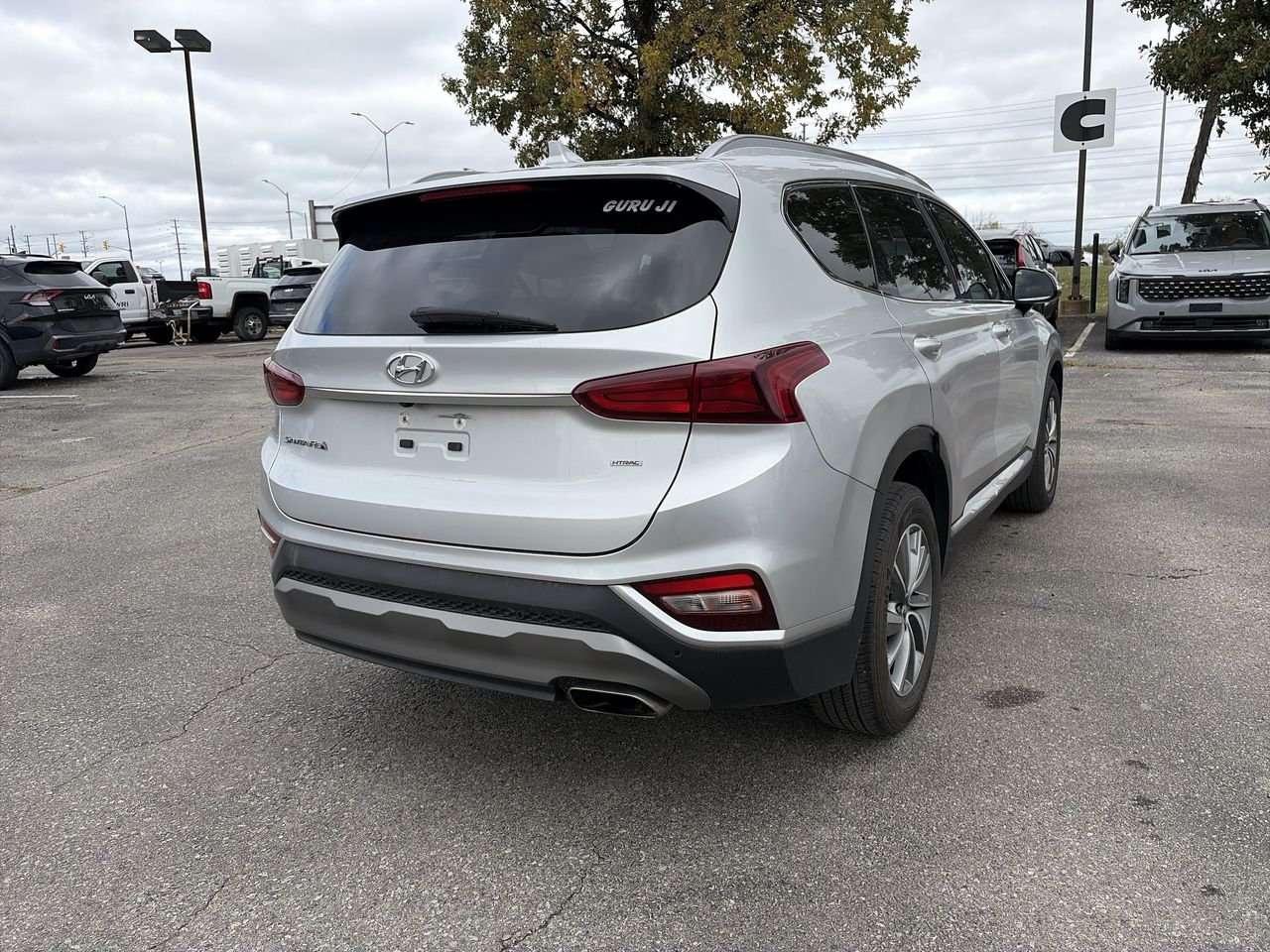 2019 Hyundai Santa Fe Preferred AWD NO ACCIDENTS   PROXIMITY KEY ENTRY   BACKUP CAM   REAR SENSORS   FORWARD COLLISION AVOIDANCE Photo