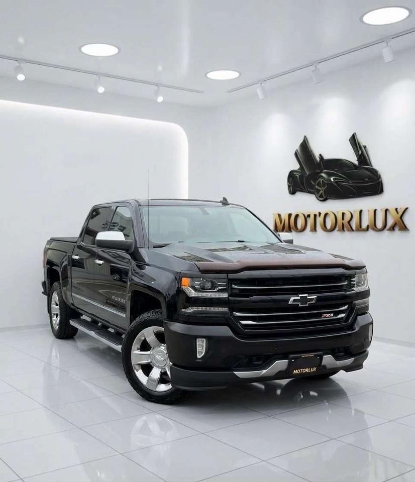 2017 Chevrolet Silverado 1500 4WD Crew Cab 143.5 LTZ w/2LZ Photo