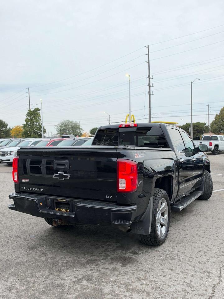 2017 Chevrolet Silverado 1500 4WD Crew Cab 143.5 LTZ w/2LZ Photo