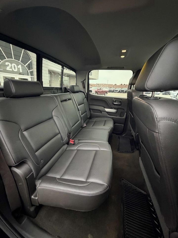 2017 Chevrolet Silverado 1500 4WD Crew Cab 143.5 LTZ w/2LZ Photo