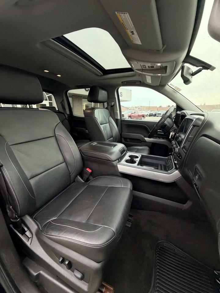 2017 Chevrolet Silverado 1500 4WD Crew Cab 143.5 LTZ w/2LZ Photo