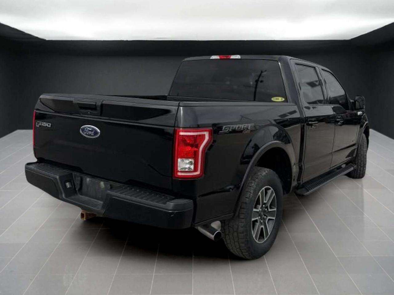 2016 Ford F-150 XLT   SERVICE RECORDS   CLEAN   WELL MAINTAINED Photo