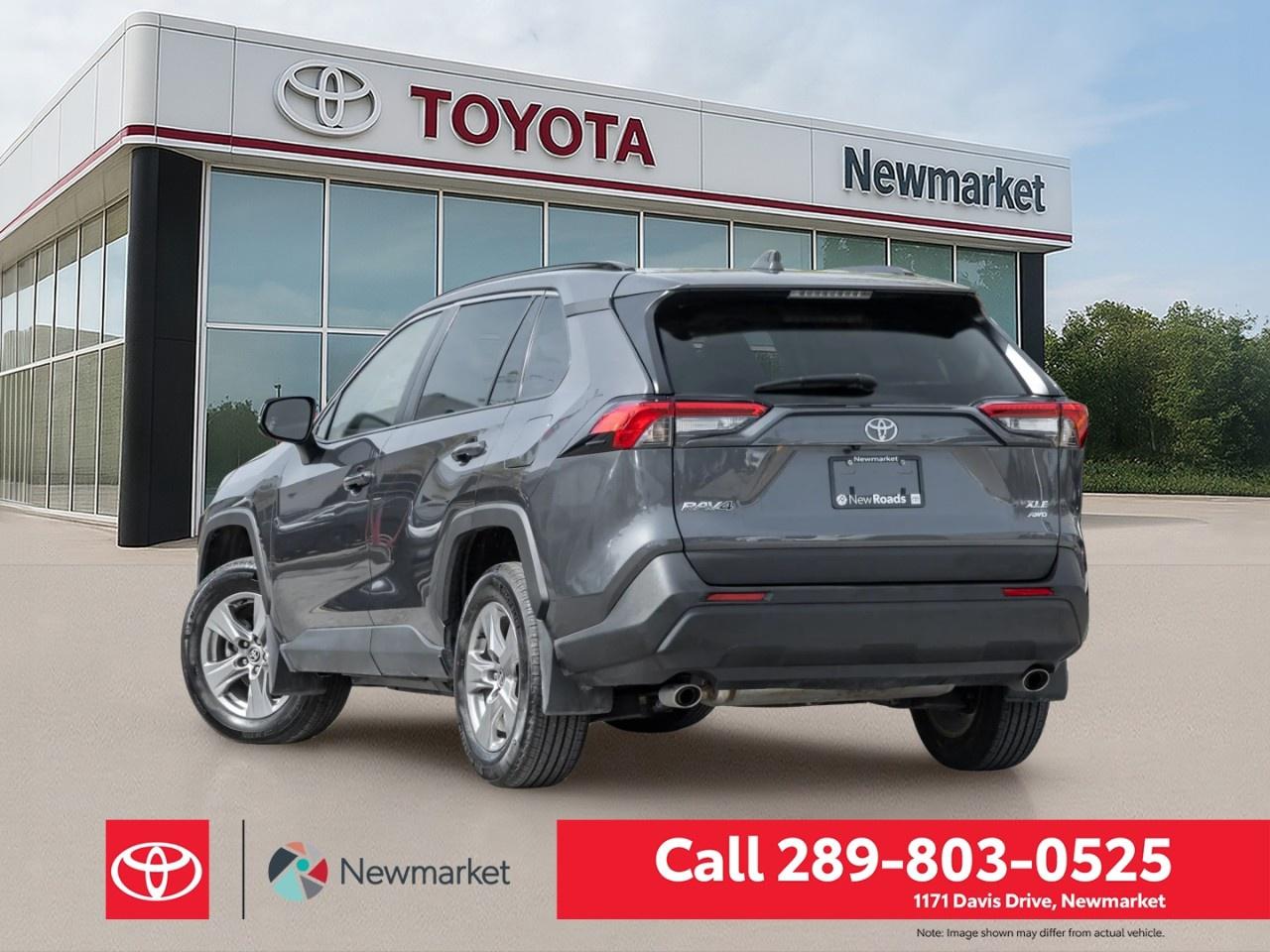 2024 Toyota RAV4 XLE AWD Photo4