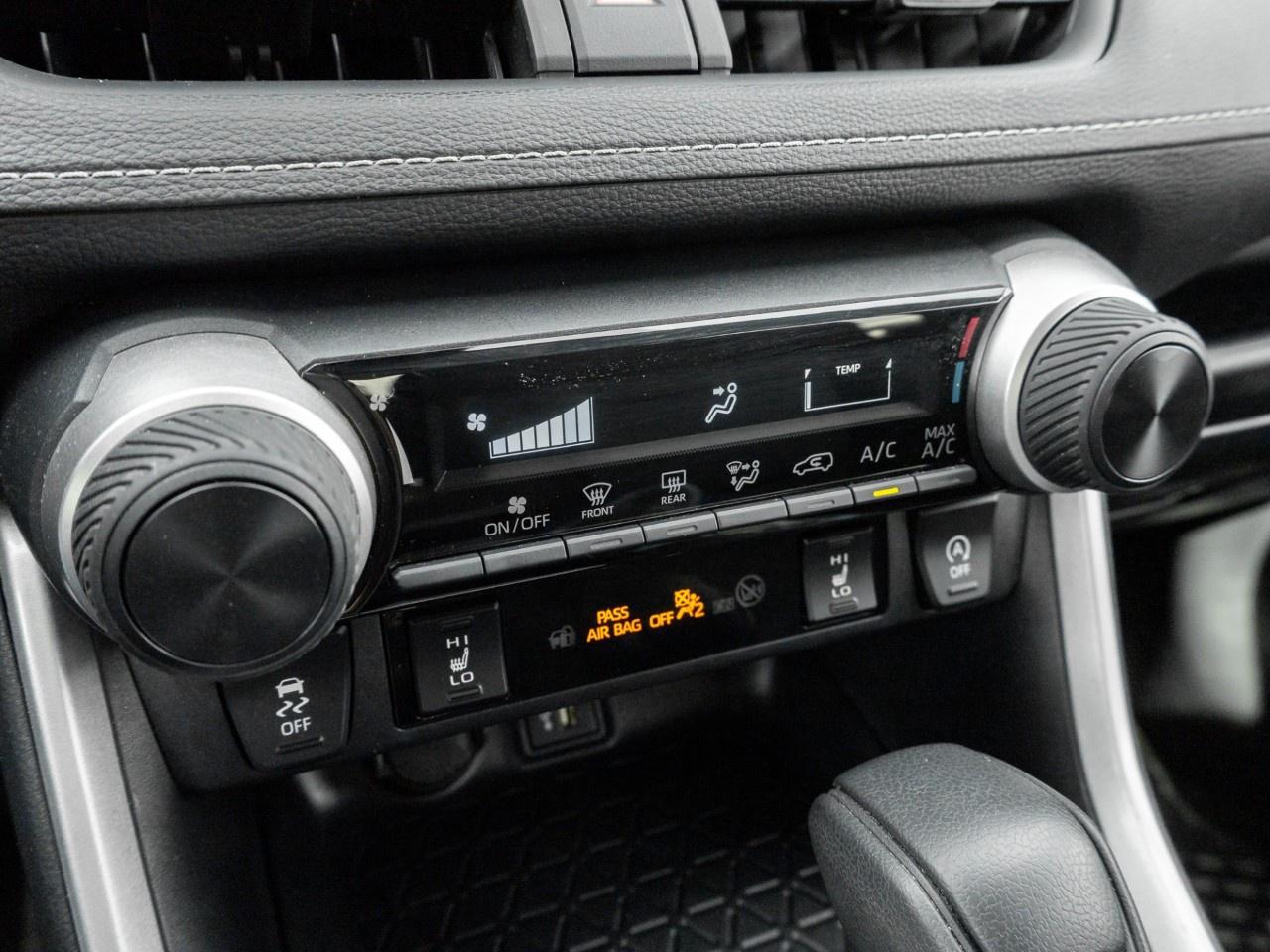 2024 Toyota RAV4 XLE AWD Photo