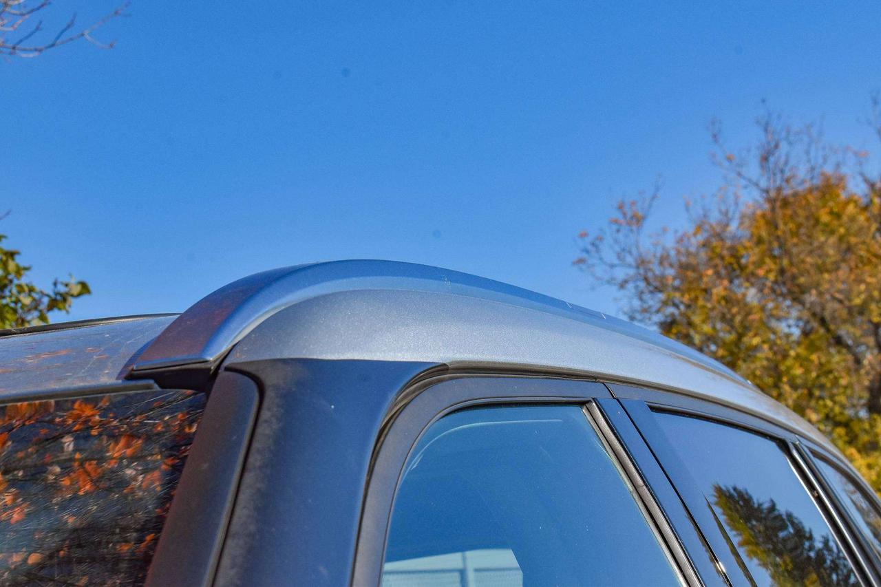 2021 Toyota Highlander XLE Photo4