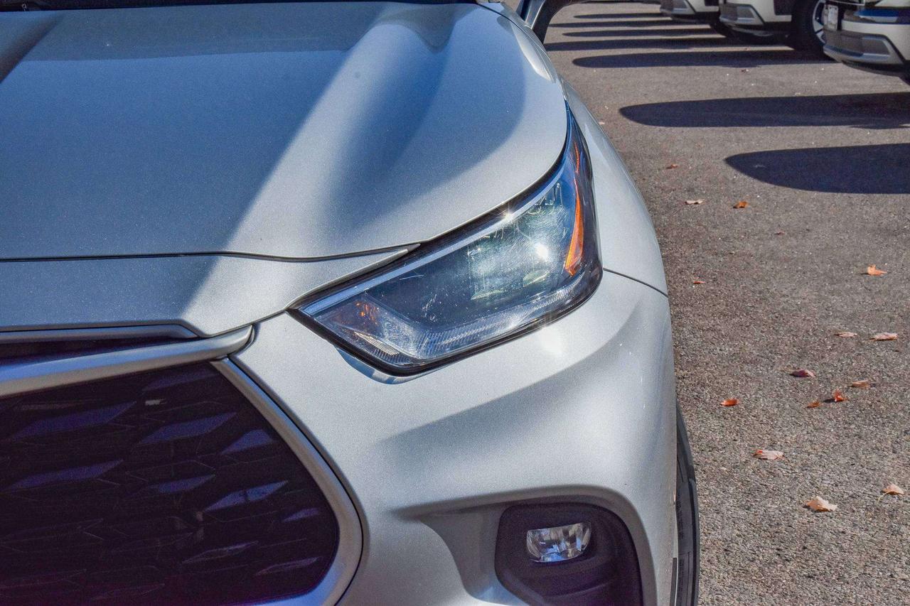 2021 Toyota Highlander XLE Photo5