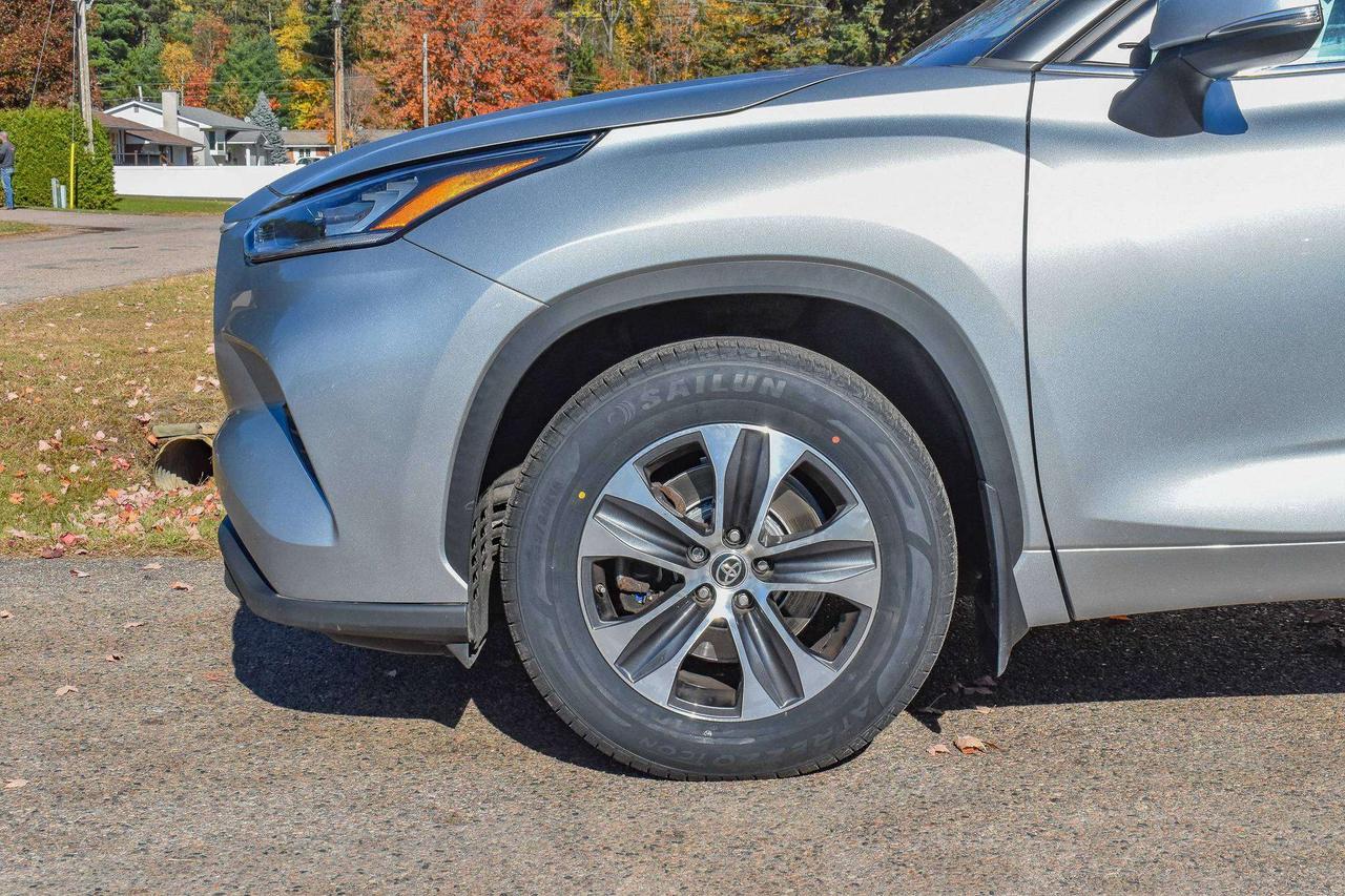 2021 Toyota Highlander XLE Photo