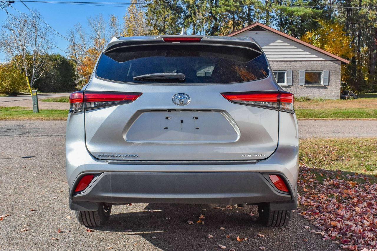 2021 Toyota Highlander XLE Photo