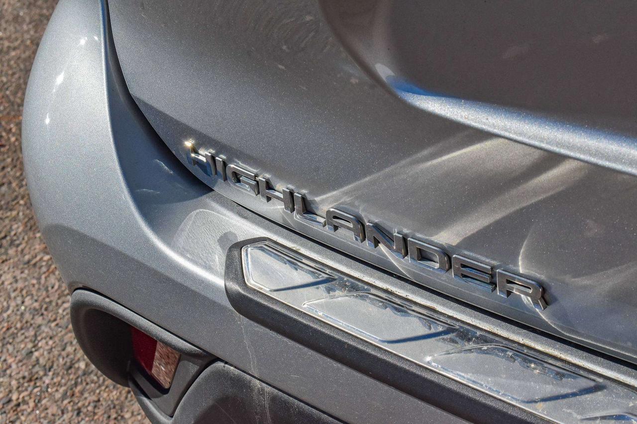 2021 Toyota Highlander XLE Photo