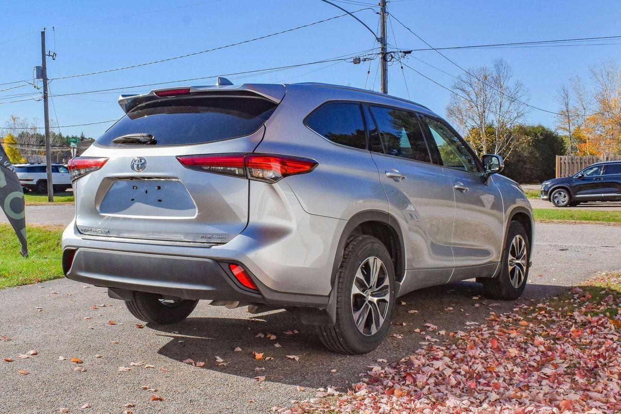 2021 Toyota Highlander XLE Photo