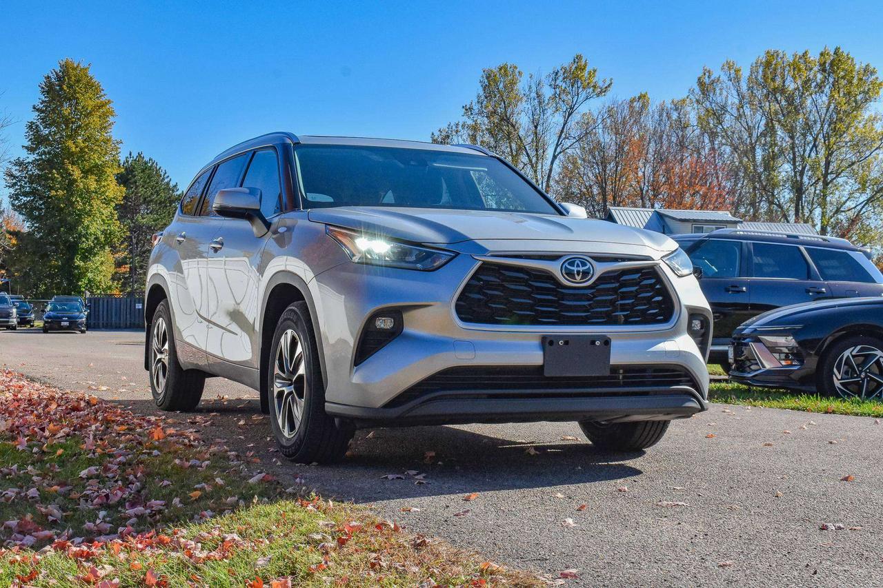 2021 Toyota Highlander XLE Photo