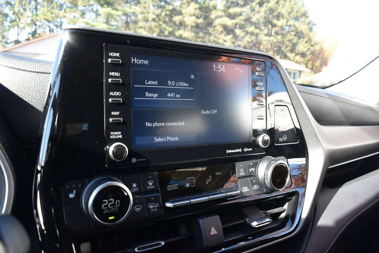 2021 Toyota Highlander XLE Photo