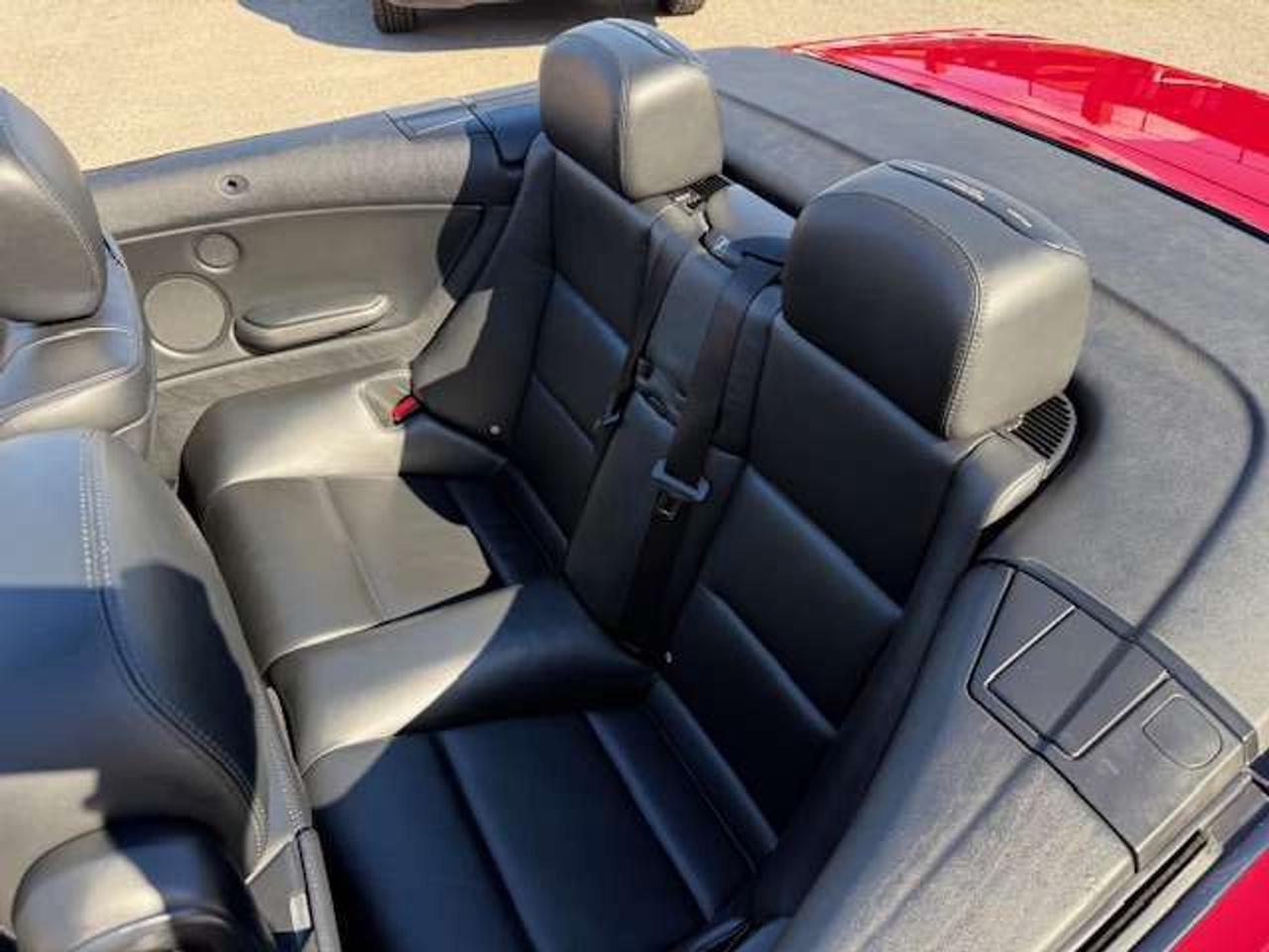 2005 BMW 3 Series Clean Carfax  Only 73,122KM  Cabriolet  OntarioCar Photo
