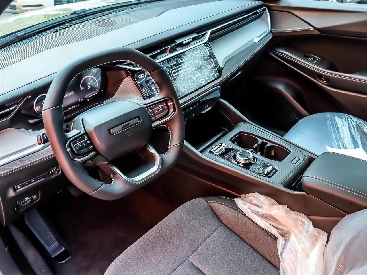 2026 Jeep Cherokee 4X4 Photo