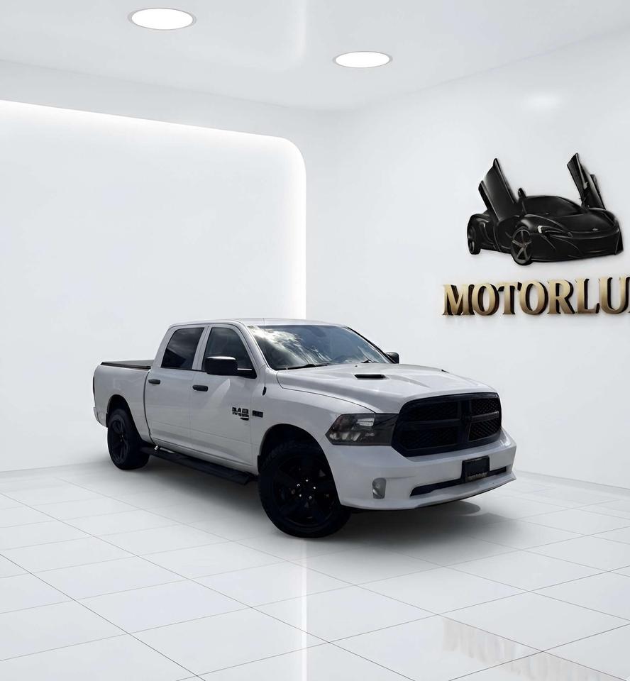 2021 RAM 1500 Express 4x4 Crew Cab 5'7 Box Photo0