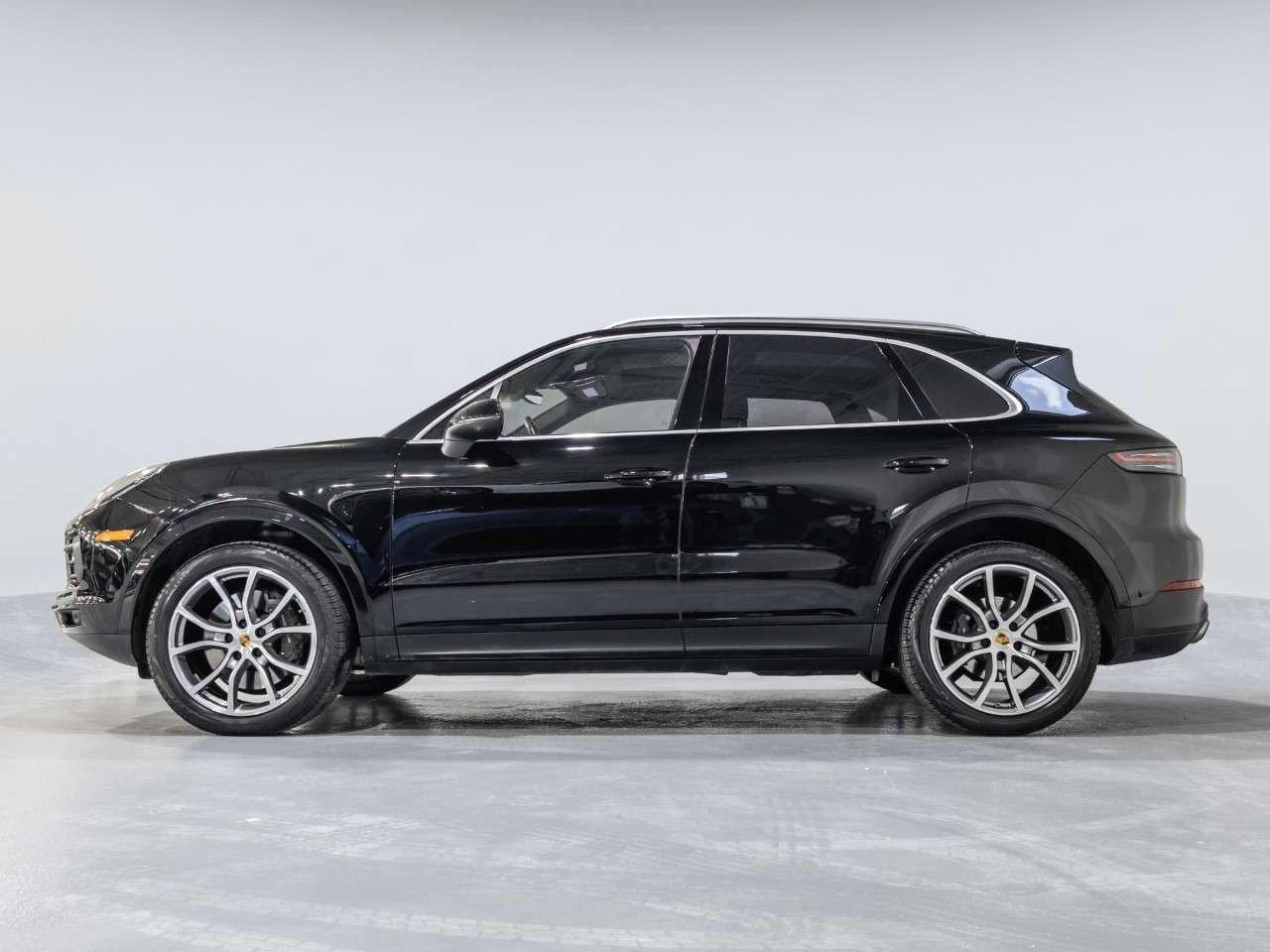 2022 Porsche Cayenne CAYENNE Photo