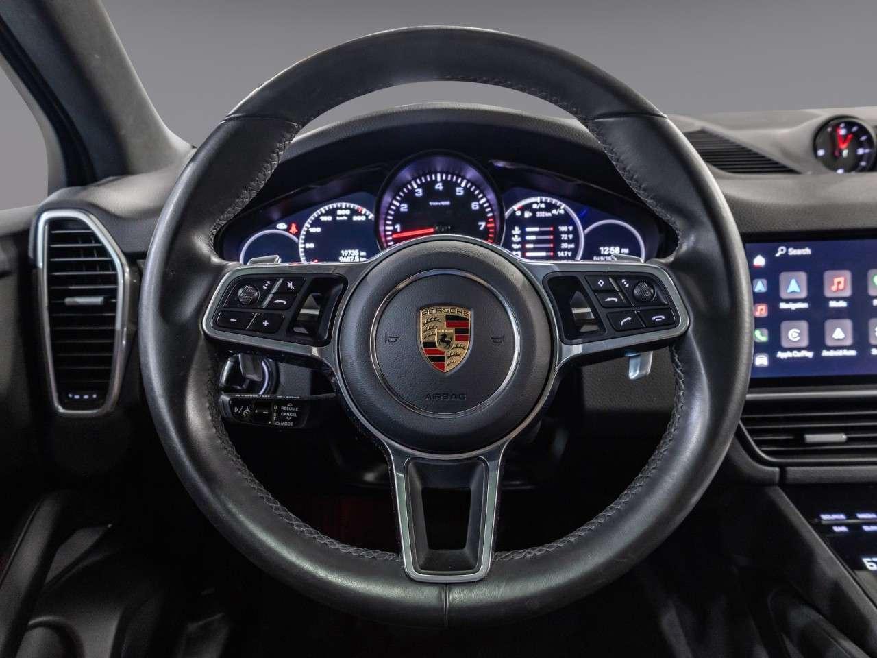 2022 Porsche Cayenne CAYENNE Photo