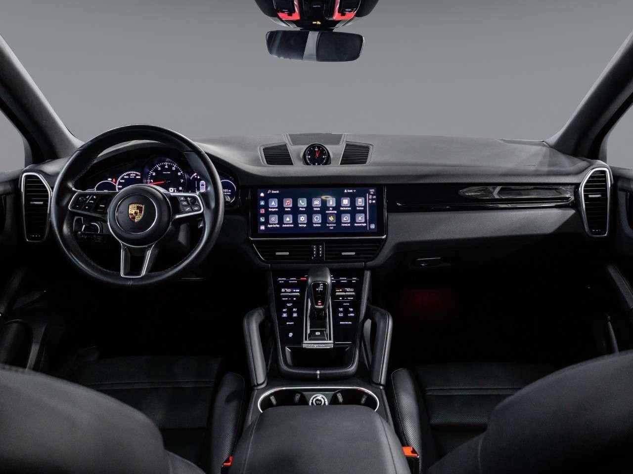 2022 Porsche Cayenne CAYENNE Photo