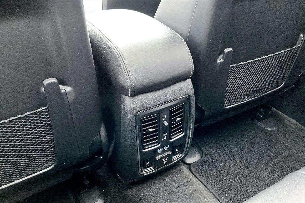 2021 Jeep Grand Cherokee Summit 4x4   Cooled Seats   Pano Sunroof   Navi Photo
