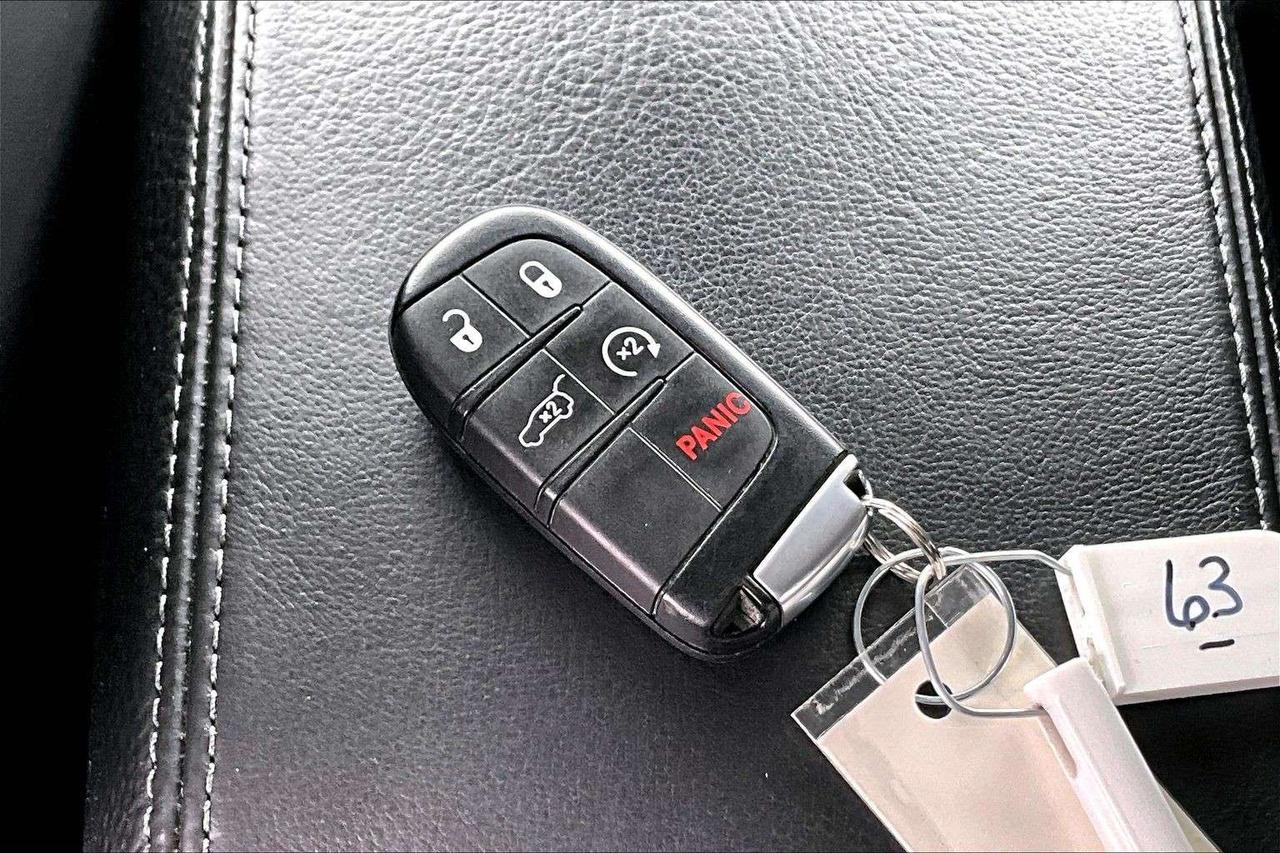 2021 Jeep Grand Cherokee Summit 4x4   Cooled Seats   Pano Sunroof   Navi Photo