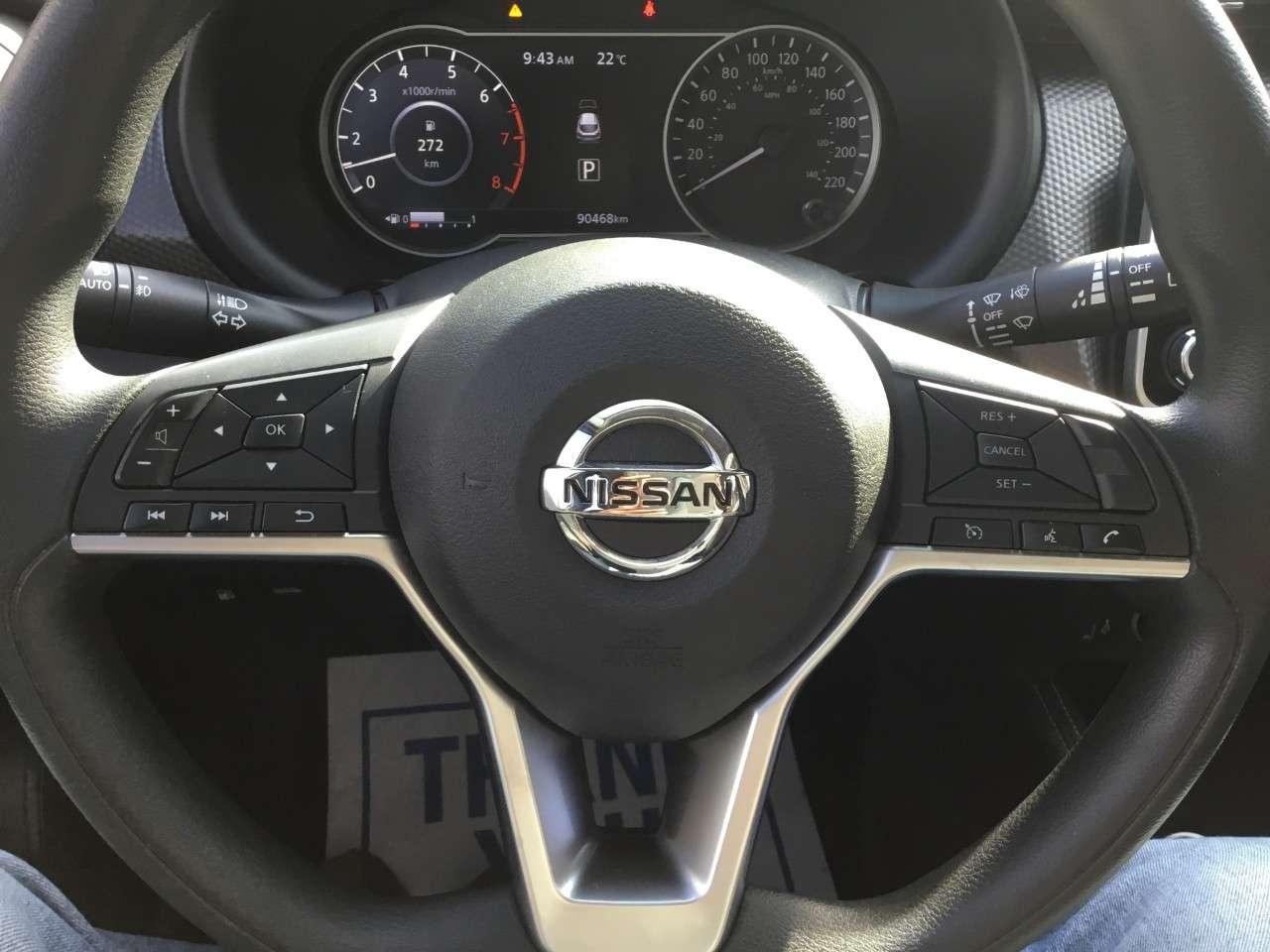2018 Nissan Kicks SV FWD Photo