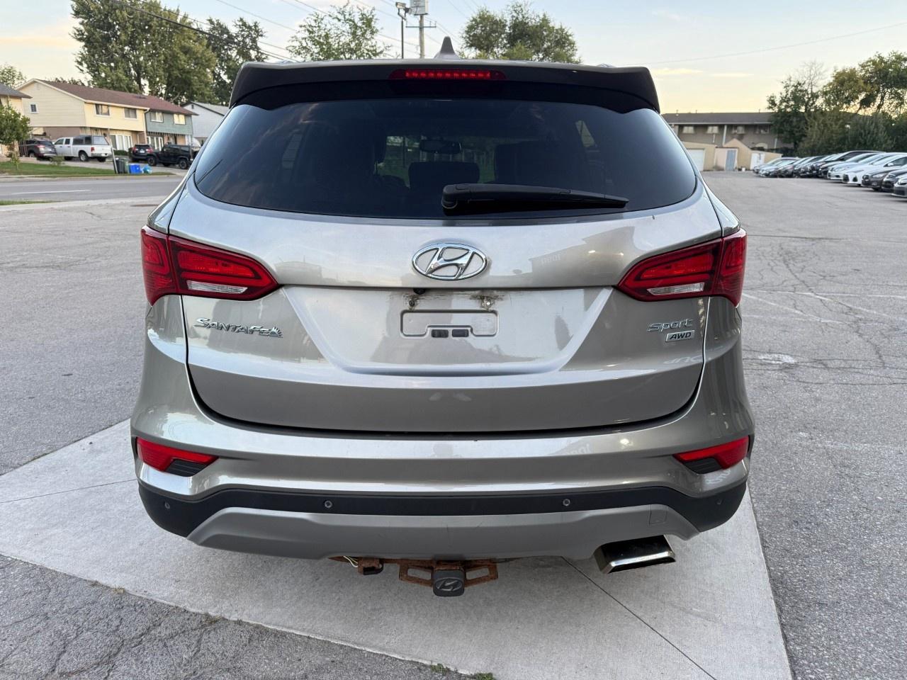 2017 Hyundai Santa Fe Sport AWD 4dr 2.4L Luxury Photo