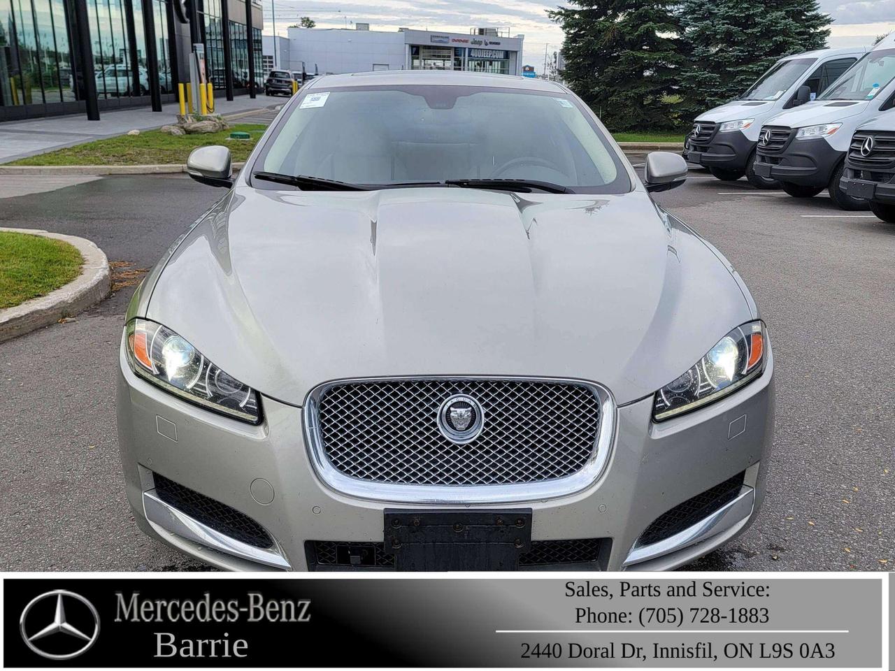 2012 Jaguar XF 4dr Sdn Portfolio w-Sport Pkg Photo5