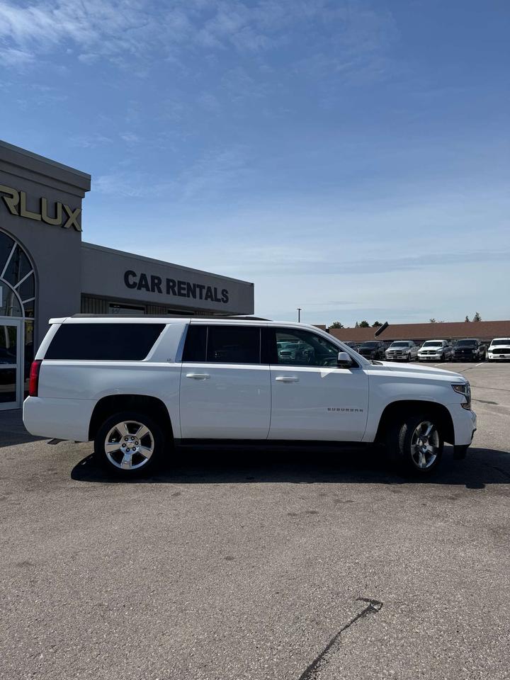 2016 Chevrolet Suburban 4WD 4dr 1500 LT Photo