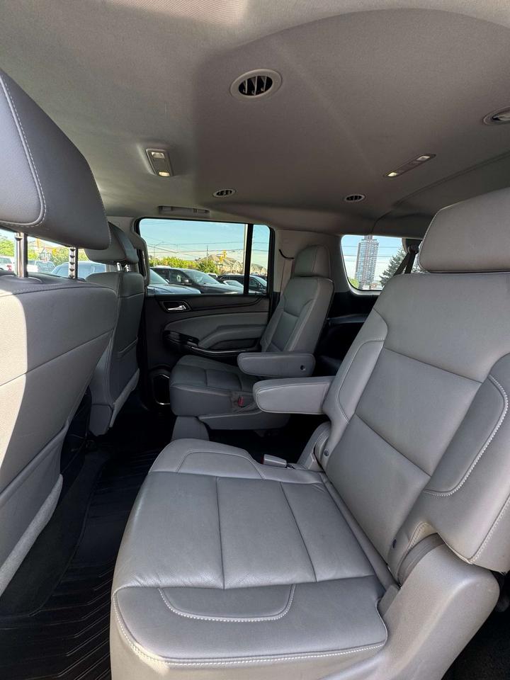 2016 Chevrolet Suburban 4WD 4dr 1500 LT Photo